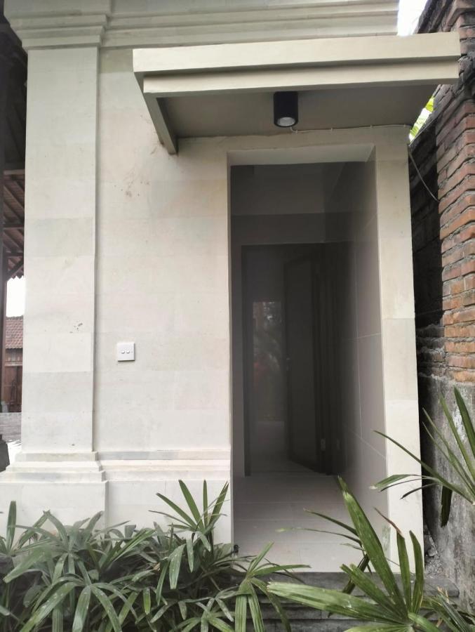 Londo House Hotel Ubud  Exterior photo
